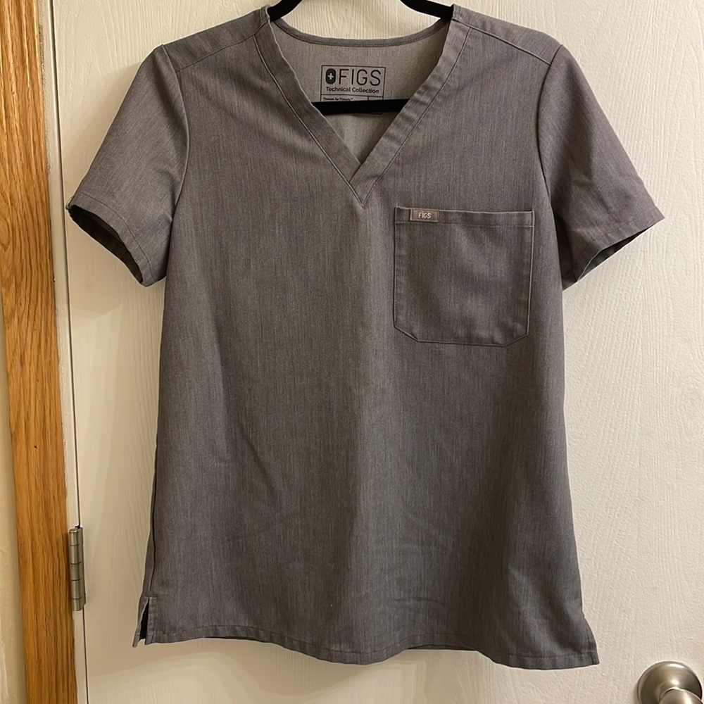 Figs scrubs in Graphite